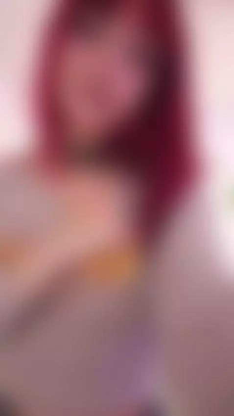 I leave you thinking... and wanting 😌 by zoelynch