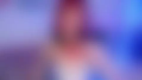 A little while with me and your day will brighten 😊💗 by zoelynch