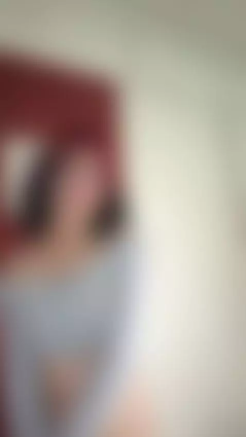 I don't chase... I attract 😈 by zoelynch