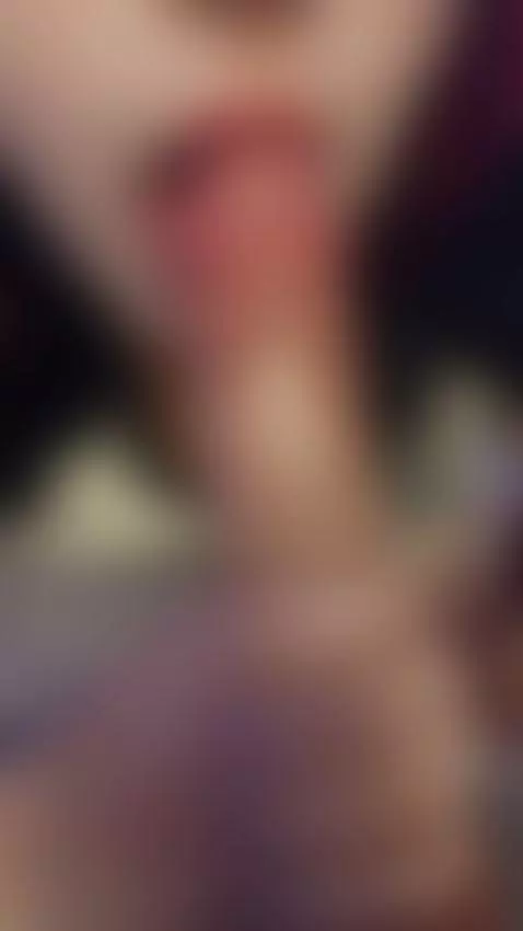 A succulent blowjob with a beautiful and hot girl 💦 by zoelynch