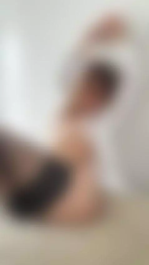 Do you like when I look at you this way? 😏💕 by curlypolly