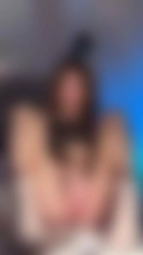 So close, so breathless 😏💋 by curlypolly