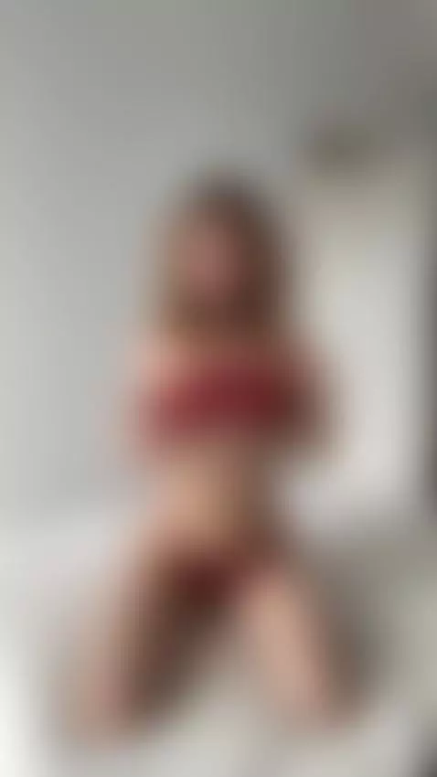 I let the glow trace my shape 😈🔥 by curlypolly