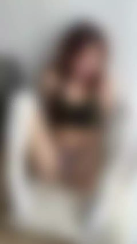 My silence is louder than any sound 💋🔥 by curlypolly