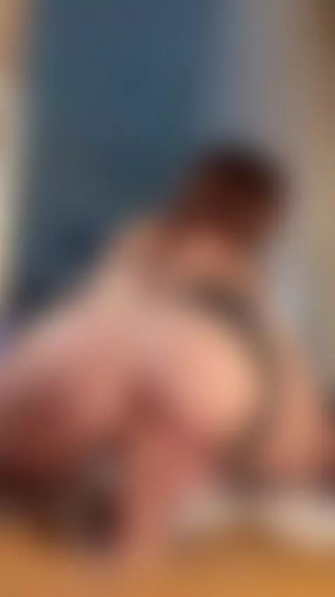 The air holds my presence 💋💫 by curlypolly