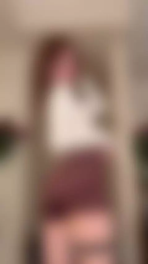 Heat settles beneath the surface 😈💧 by curlypolly