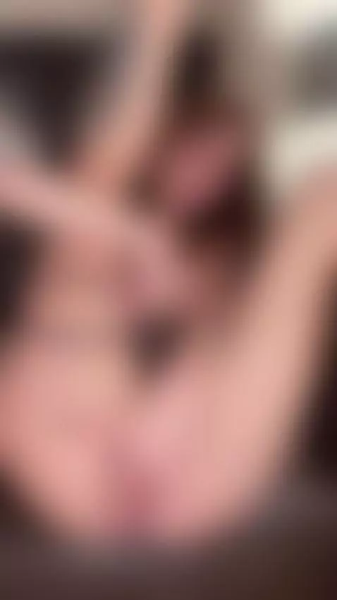 The light holds me perfectly still 😮‍💨🔥 by curlypolly