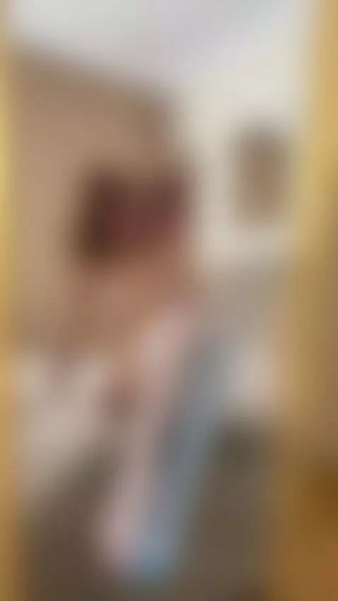 My body moves like smoke in sunlight 😈💫 by curlypolly