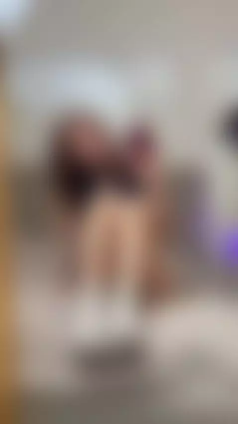 The glow waits where I linger 😏🔥 by curlypolly