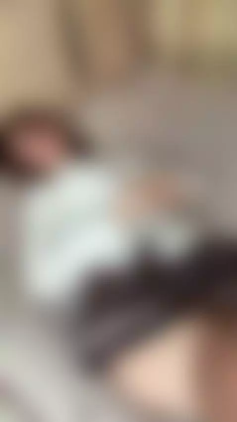 The air flickers against my chest 😏🔥 by curlypolly