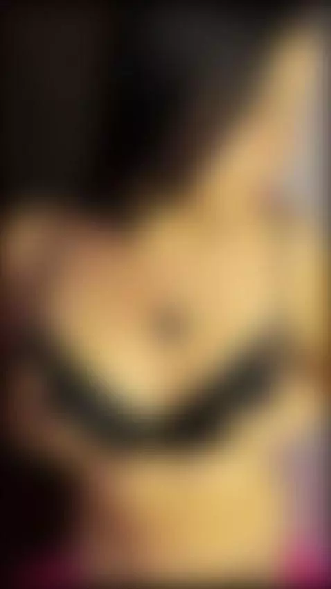 Squeeze my boobs by violetabliss