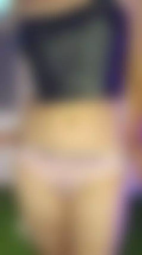 Rose sexy... by violetabliss