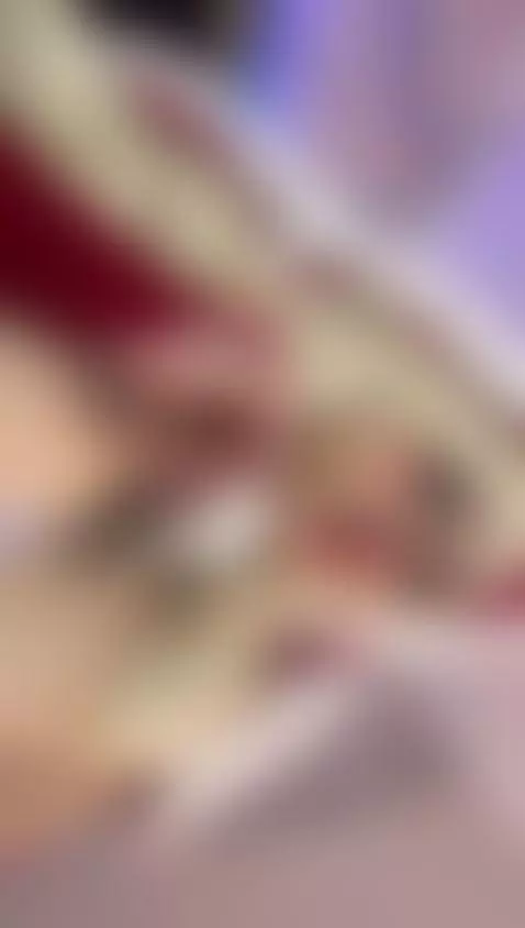 hey honey, here's your christmas gift  🎁🎄🍒🔥 by bunny-0