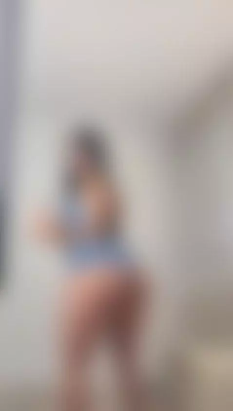 How's my twerk? by valueedoe