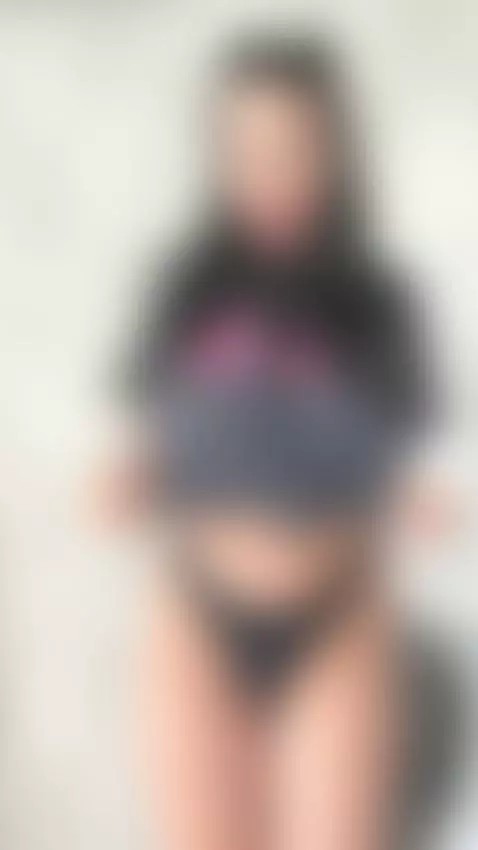 Short tease: wild moment. Want more? Tap my profile by bustyyemma