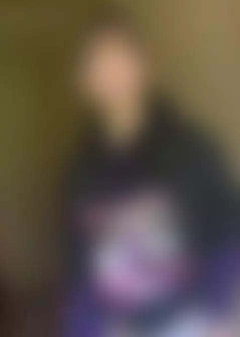 Short tease: sultry moment. Want more? Tap my profile by yuminekoo