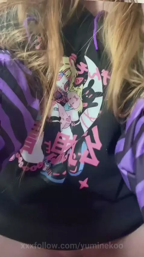 18+ Sexy nude spread, hairy pussy tease. by yuminekoo