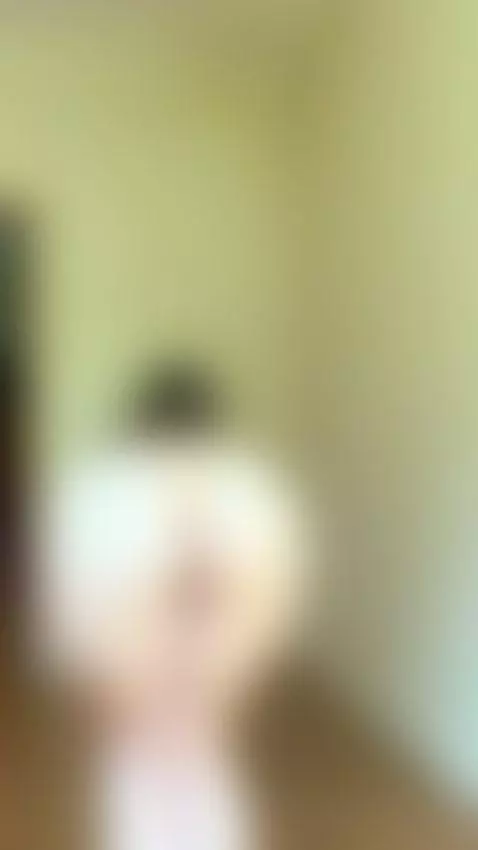 18+ Nude sexy ass bent over, plump and inviting. by yuminekoo