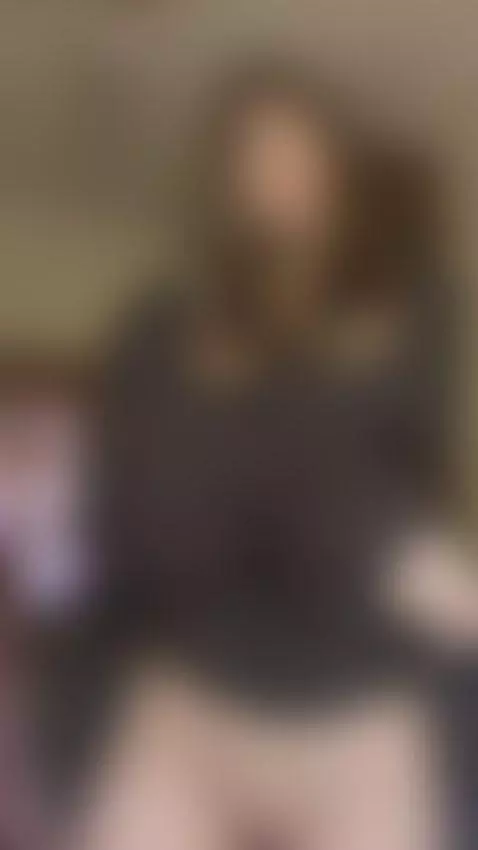 18+ Nude beauty's perky tits and juicy ass tease. by yuminekoo