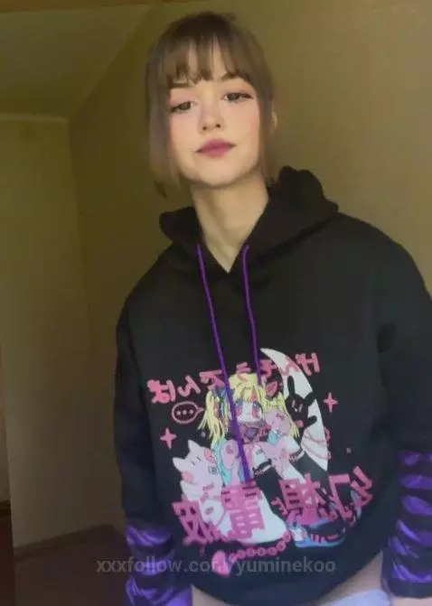 18+ Perky tits and juicy ass in sexy nude tease. by yuminekoo