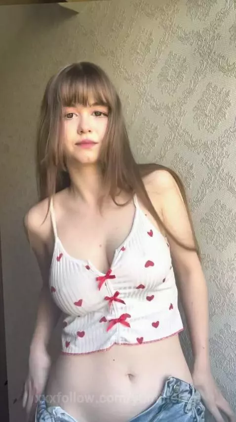 18+ Perky nude tits and juicy ass tease. by yuminekoo