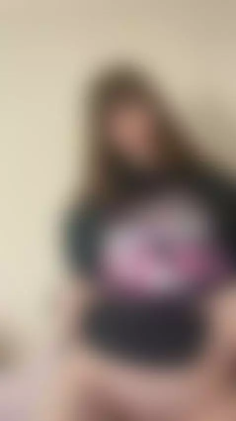 18+ Bangs girl flashes perky tits & nude curves. by yuminekoo