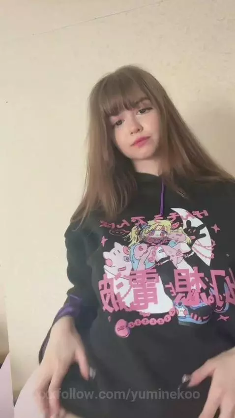 18+ Perky small tits and full nude tease. by yuminekoo