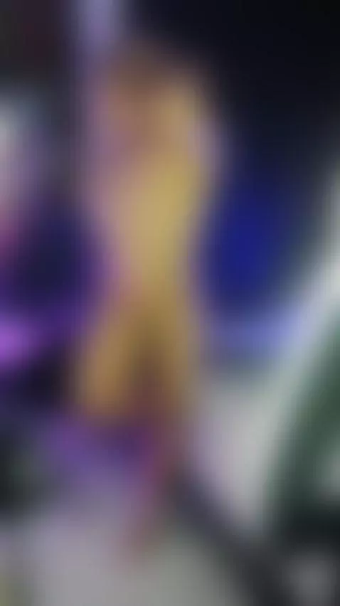 I don't need a filter, just looks that know how to enjoy it ... by dantebre