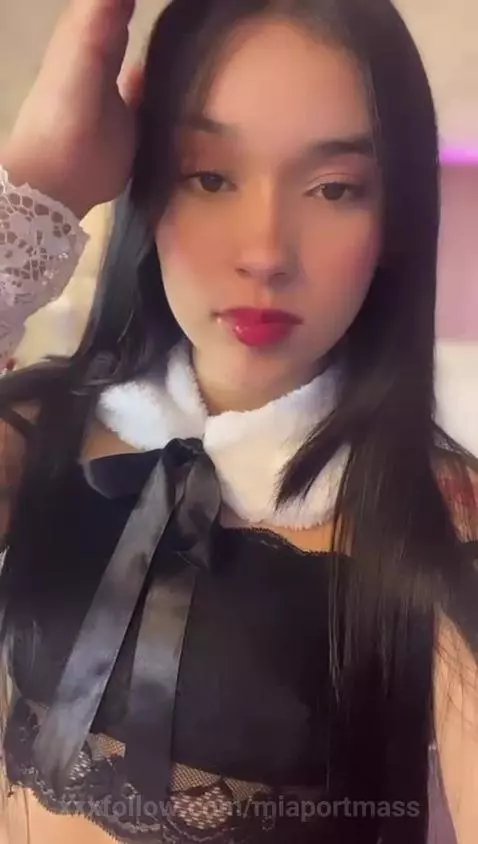 Fill me until I can’t take anymore. by miaportmass