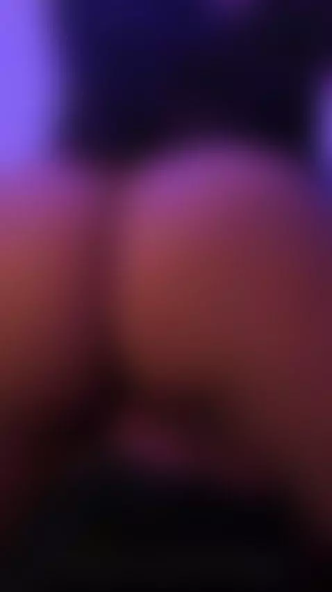 She wants to finish on my face 💦 by cloexbillyy