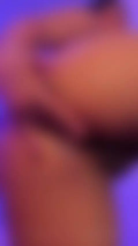 my hand inside mi tight asshole 🍑🍑 by cloexbillyy