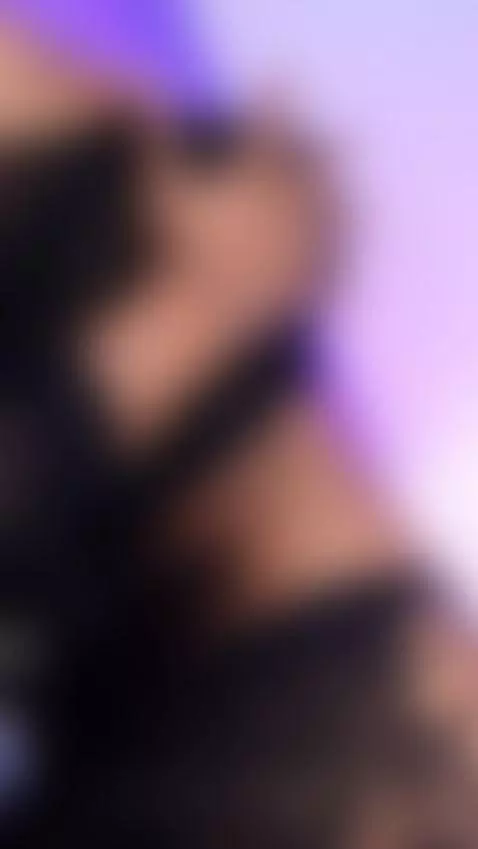 My body is asking you without saying it... don't you feel it... by julitpink