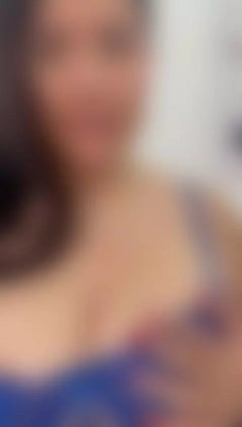 My skin whispers temptation… will you come closer? by katheassor