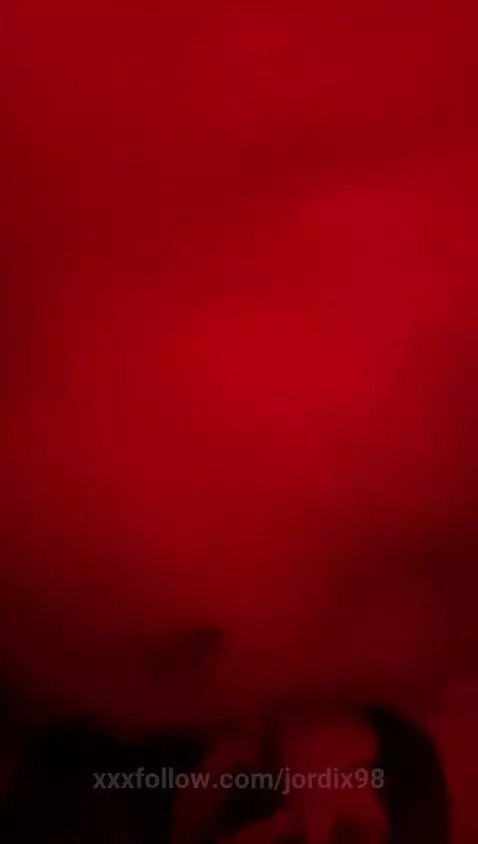 MI SOBRINA LLEGA A QUE MENLA COJA Y HACE QUE ME VENGA by jordix98