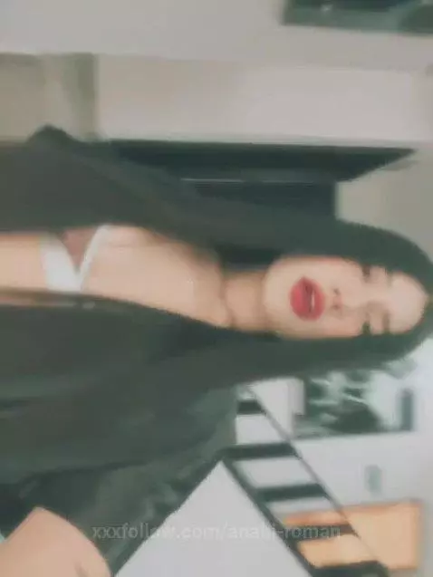 mmm this face? 🙈🙈 by anahi-roman