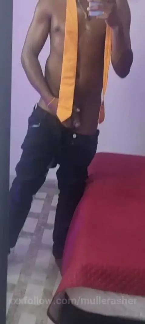 I warn you ... I don't plan to behave too well. by mullerasher