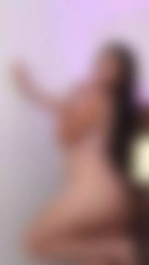 live show - https://es.chaturbate.com/b/megann_williamss/ by megann-williamss