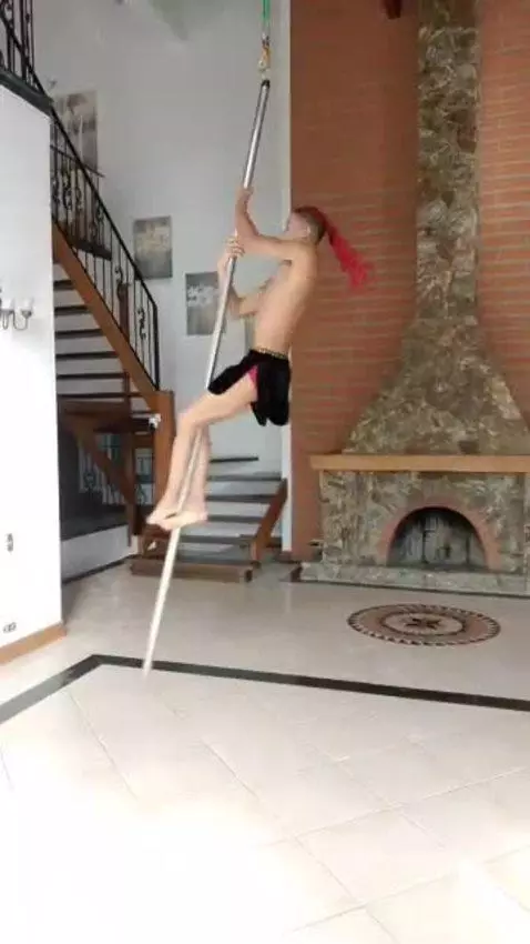 I am desire wrapped in skin and looks that provoke by erickzhimerman