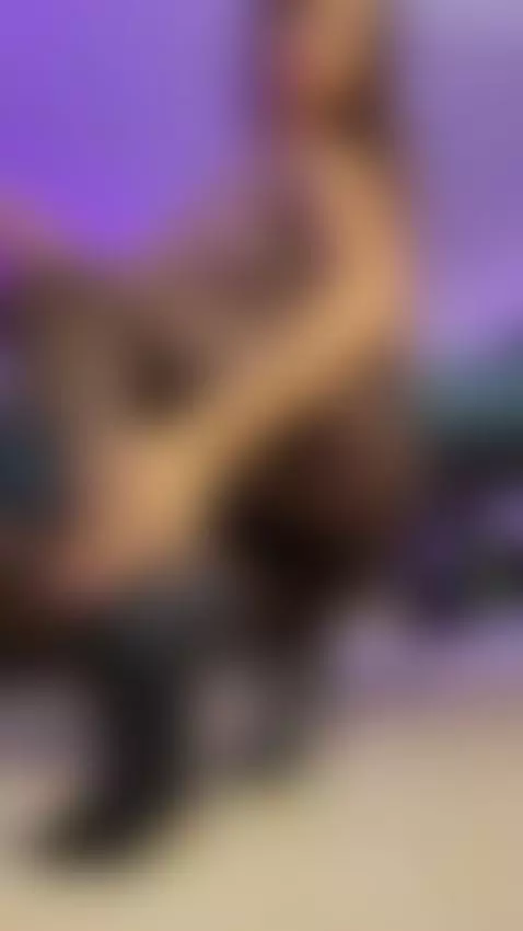 Sexy girl in pantyhose by foxyvibe