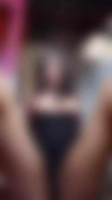 I want you to fuck me and expand my pussy by agathasanders