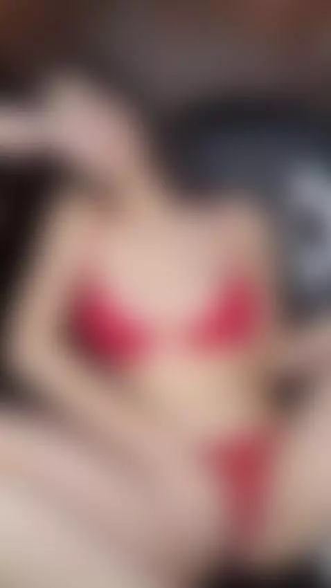 I want you to fuck me and expand my pussy by agathasanders