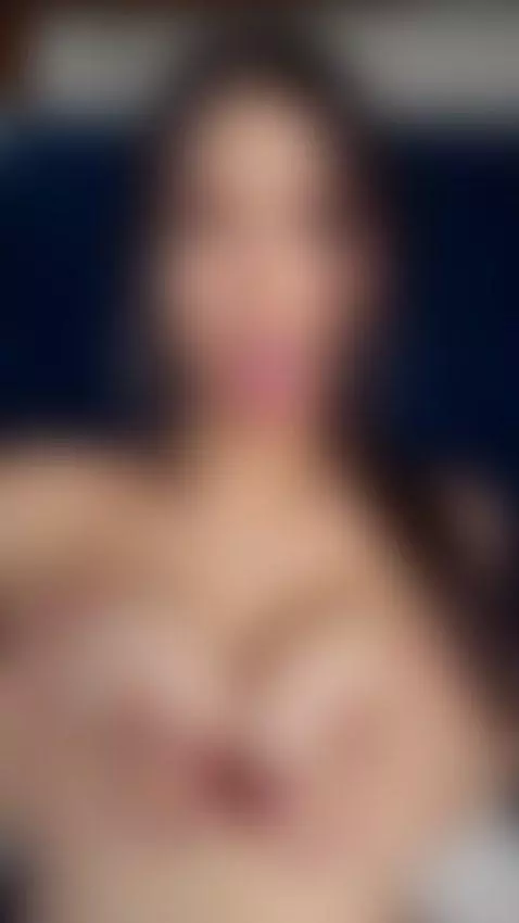 I want to feel your hands for my body by agathasanders