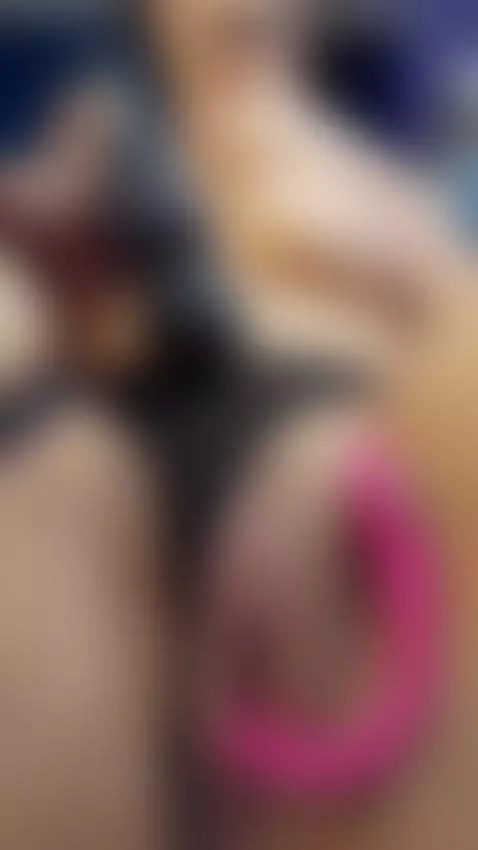 I want you to fuck me and expand my pussy by agathasanders