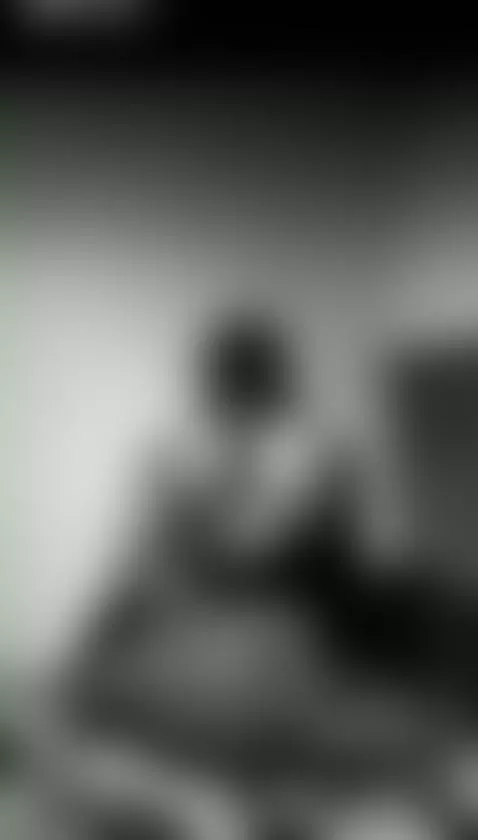 if you know you fuck me like this send drop a comment
fast by jk010