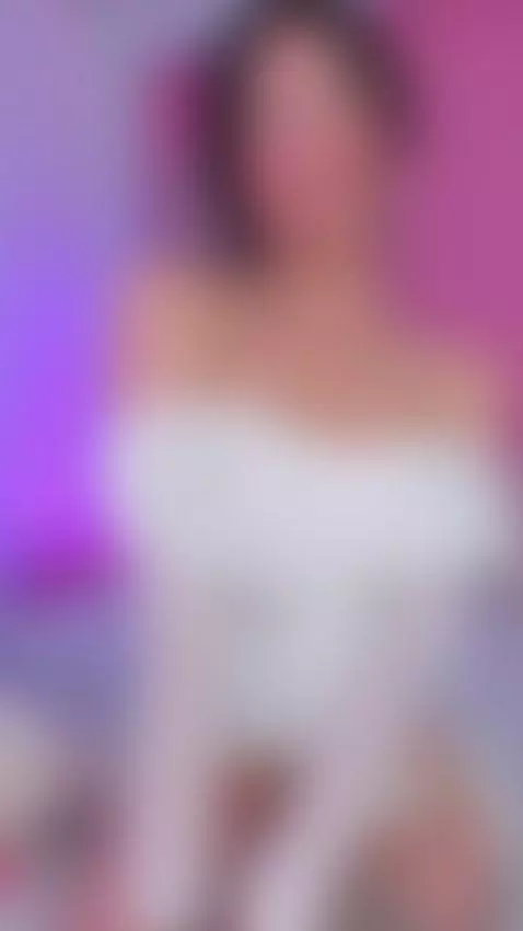 Delicate… Until I’m not. by peytonn-monroe