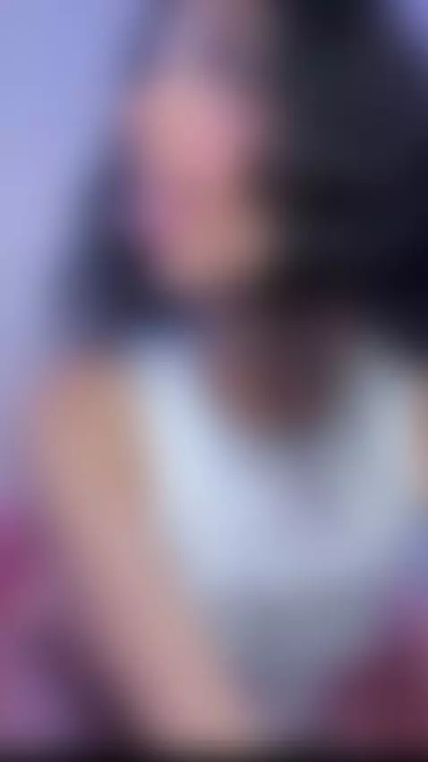 Minimal… maximum temptation. by peytonn-monroe