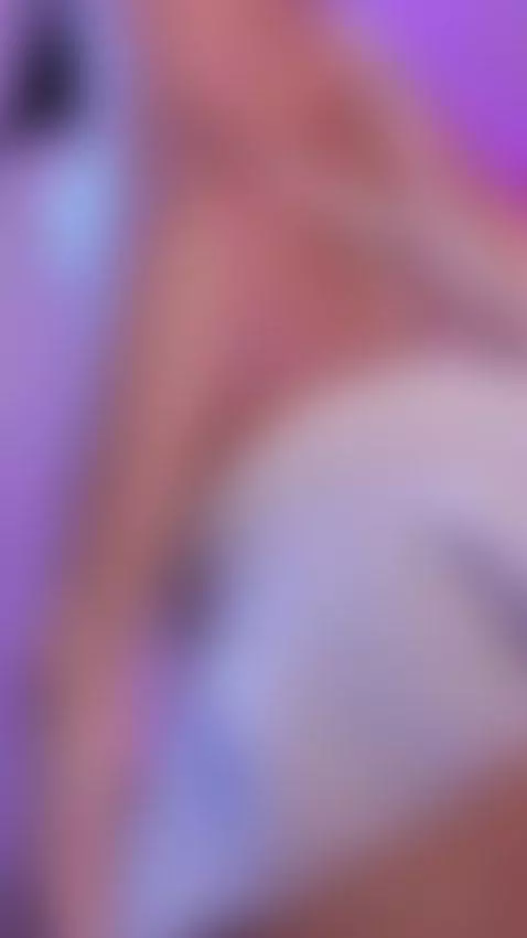 You like me hot ass? by peytonn-monroe