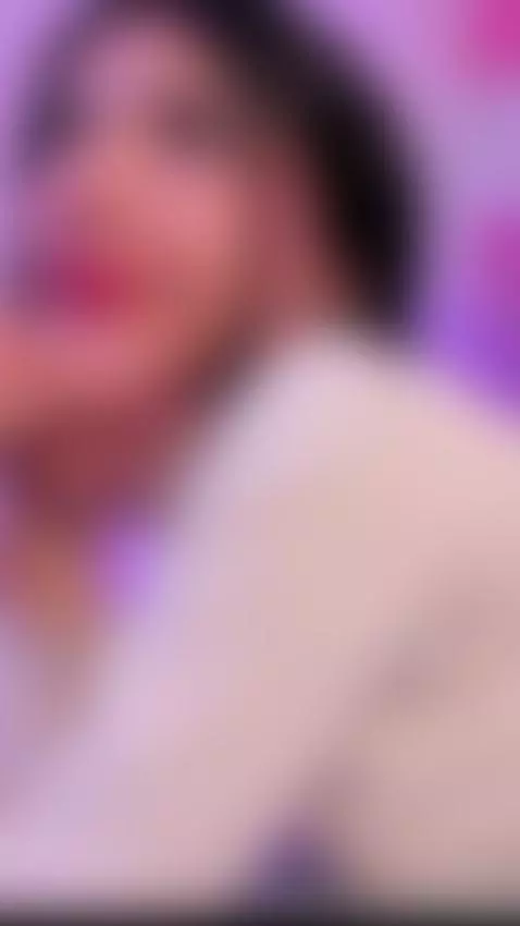 Tiny… but hard to ignore 😌 by peytonn-monroe