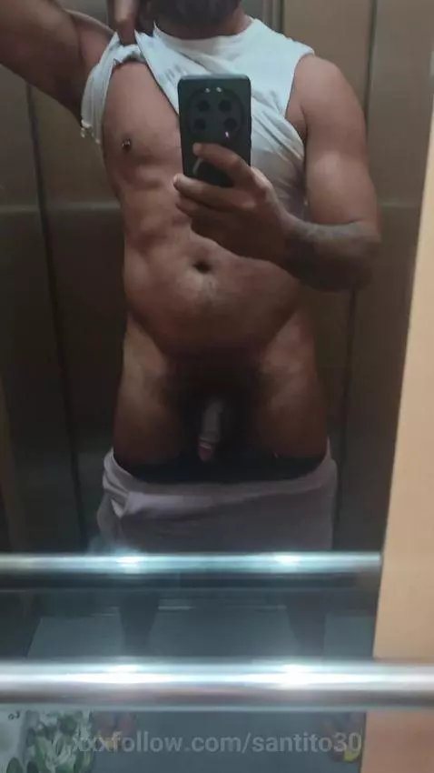 Suck me in the elevator 🤤 by santito30