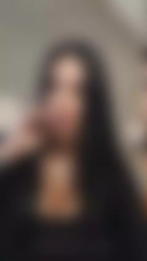 My boobs look at you by evajgri